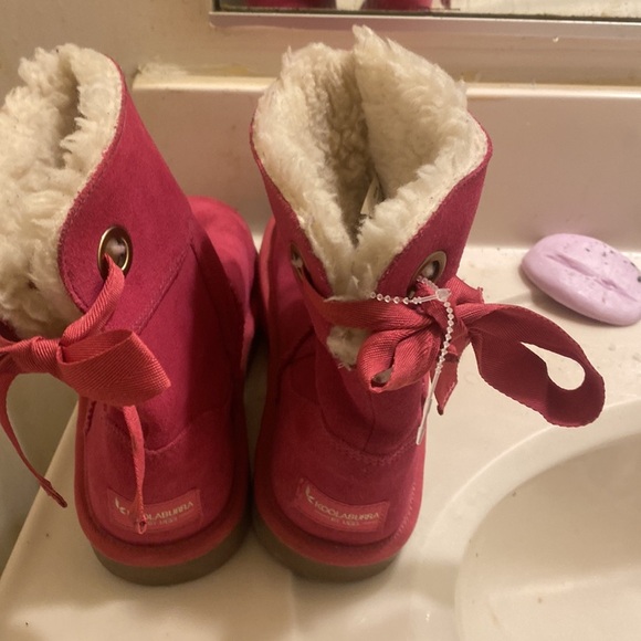 Uggs pink kookaburra boots size 3 maybe kids not sure new beautiful - Picture 15 of 16